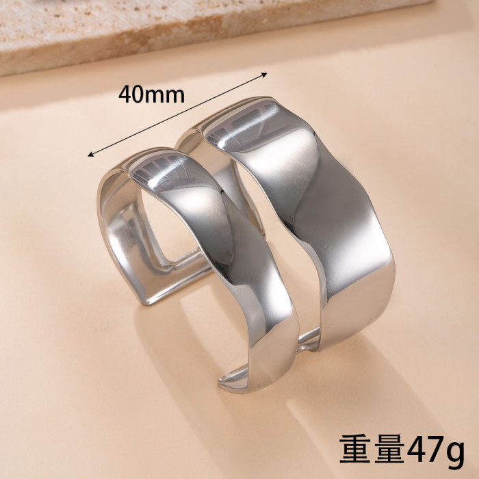 Cross-Border Hot Selling Stainless Steel Bracelet Double-Layer Hollow Irregular Open Bracelet Elegant High-End Titanium Steel Jewelry Factory