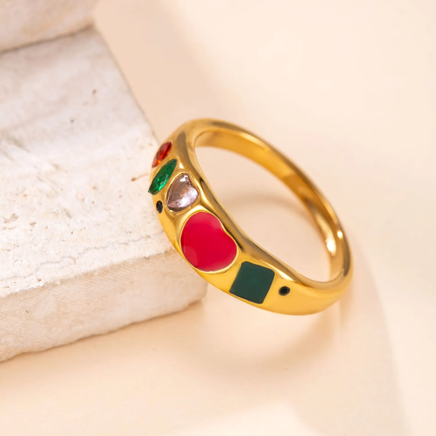 Cross-Border New Stainless Steel Ring Casting Inlaid with Colored Diamonds Oil Drop Ring for Women Fashionable Design Titanium Steel Jewelry Manufacturer