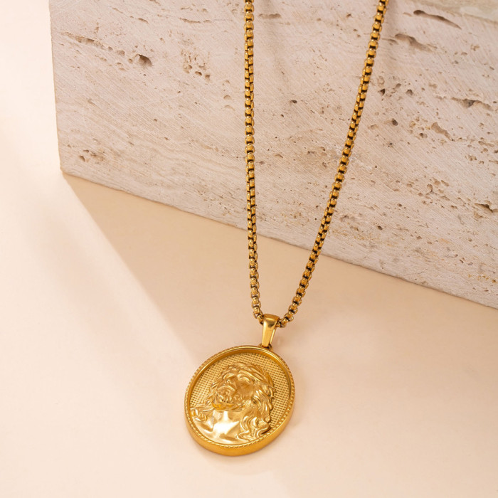 New Stainless Steel Necklace Retro Hip-Hop Vacuum Electroplated 18K Gold Cast Round Plate Portrait Titanium Steel Pen...