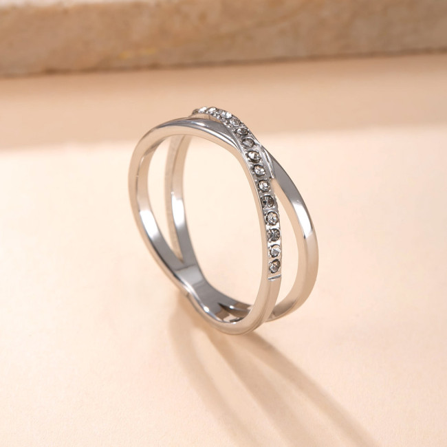 Cross-Border New Stainless Steel Ring Korean Fashion Titanium Steel Non-Fading Ring Cross Inlaid Diamond Couple Ring Wholesale