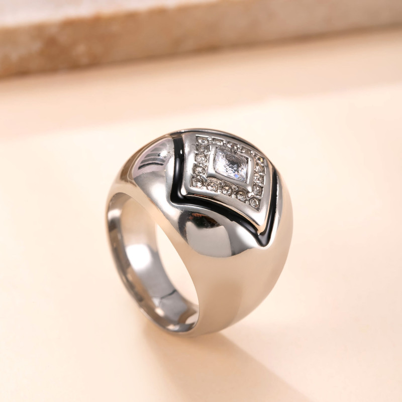 Cross-Border Exclusive Titanium Steel Jewelry Casting Square Oil Drop Inlaid Diamond Ring Vintage Punk Stainless Steel Ring Wholesale Factory