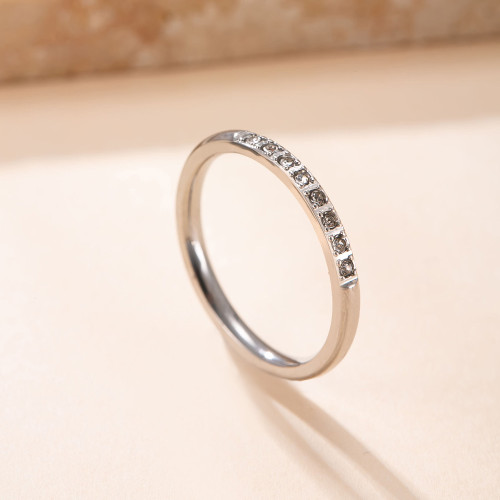 Cross-Border Stainless Steel Ring for Women, Non-Fading, Simple Stackable Ring, 2mm Plain Band, Micro Pave Diamond, Titanium Steel Jewelry Manufacturer