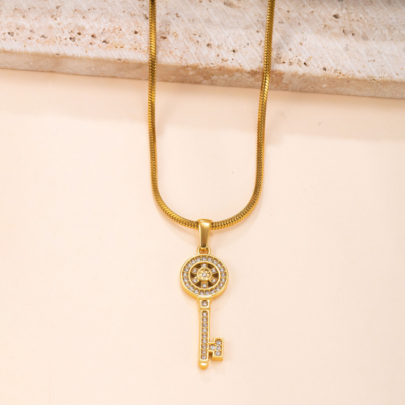 Single Pendant Cross-Border Stainless Steel Necklace Creative Design Casting Key Inlaid with Diamonds Titanium Steel Jewelry Accessories