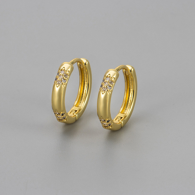 Inlaid Diamond Circle Earrings Simple Hoop Earrings Micro Inlaid Circle Earrings for Women Casual Everyday Versatile Elegant Temperament Hoop Earrings