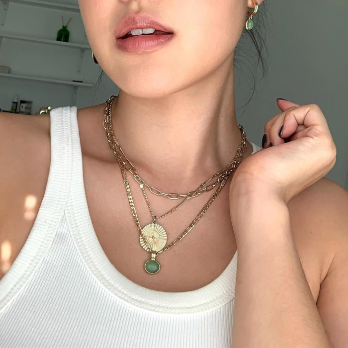 Stainless Steel Niche Design Independent Station Semi-precious Green Aventurine Natural Stone Necklace Figaro Chain 18K Plated