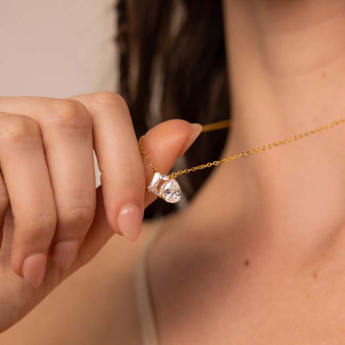European and American New Style Cross-Border Retro 18K Gold Plated Color-Retaining Pear-Shaped Square Zircon Necklace Color-Retaining
