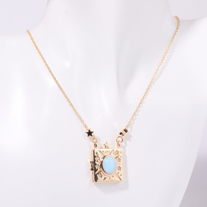 Amazon Strawberry Shell Photo Album Fruit Photo Frame Necklace Vintage Openable Necklace Real Gold Plated Color Retention