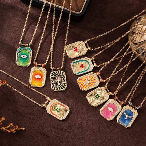 Artistic Retro Style Tarot Card Necklace Sun Moon Eight-Pointed Star Heart Planet Desert Necklace