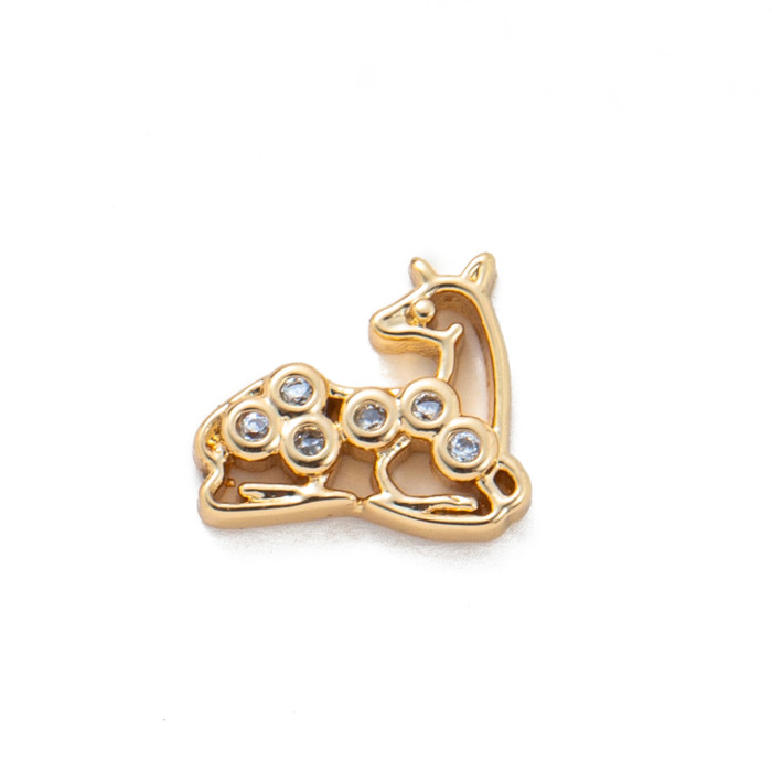 European and American Retro Personality Photo Box Pendant Necklace Openable DIY Pendant Hollow Design Transparent Box 18K Gold Color Retention