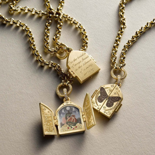Stainless Steel Painted Light Luxury Pendant Necklace Open and Close Gate of Rebirth Hand-painted Flower Heart Pendant Sweater Chain