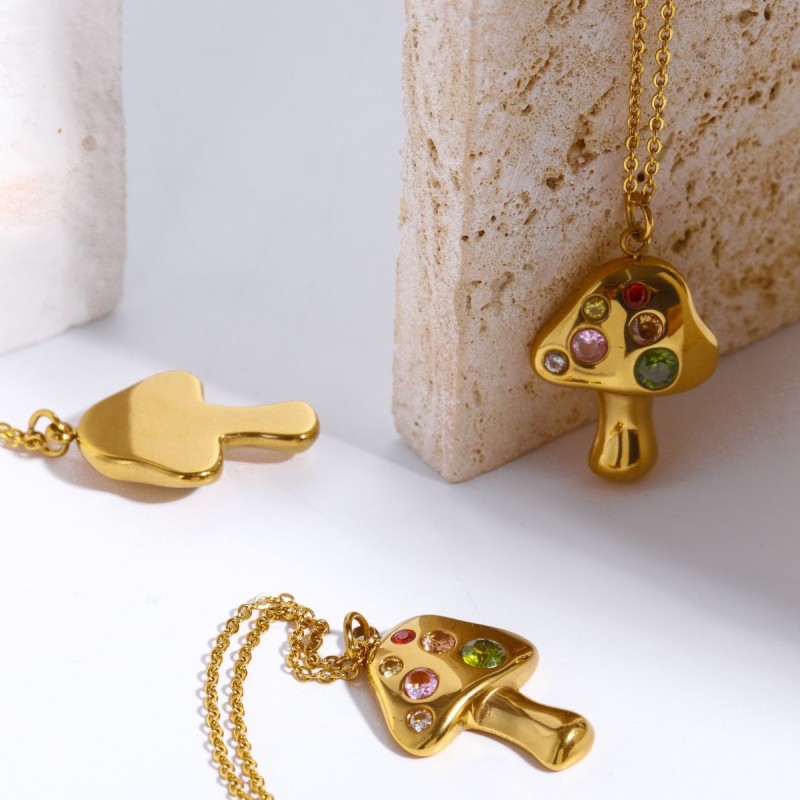 Stainless Steel Cross-Border New Product Golden Mushroom Necklace Lucky Symbol Inlaid Zircon Necklace Furnace Electroplated Real Gold Color Retention