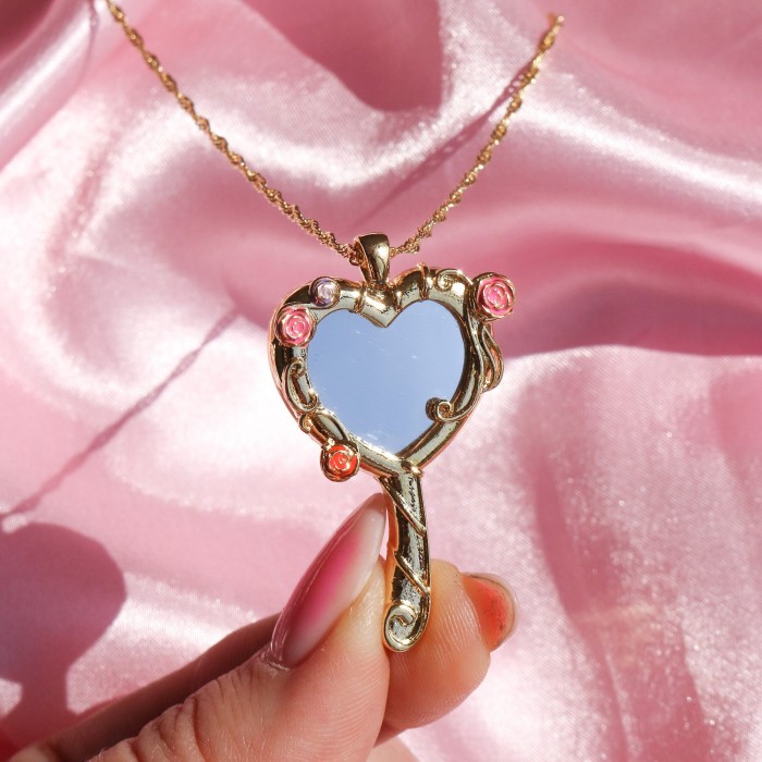 Barbie Magic Mirror Dopamine Real Lens Necklace Photo Frame Necklace Cute Girl Ins Style Color Retention