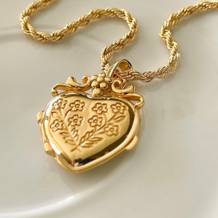 Stainless Steel Heart Necklace Pendant Mama Necklace Double-Sided Heart Valentine's Day Jewelry Furnace Vacuum Platin...