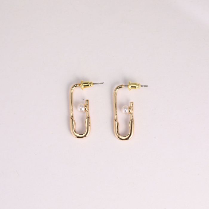 Hot Sale Spanish Overseas Niche Bone Chain Pin Natural Freshwater Pearl Fresh Sweet Necklace Copper Gold Plated