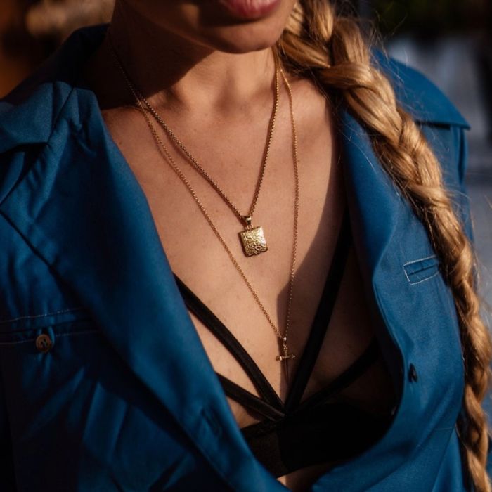 Heart Flower Album Pendant Square Open-Close Necklace Niche Design Open-Close LOVE Pendant Collarbone Chain
