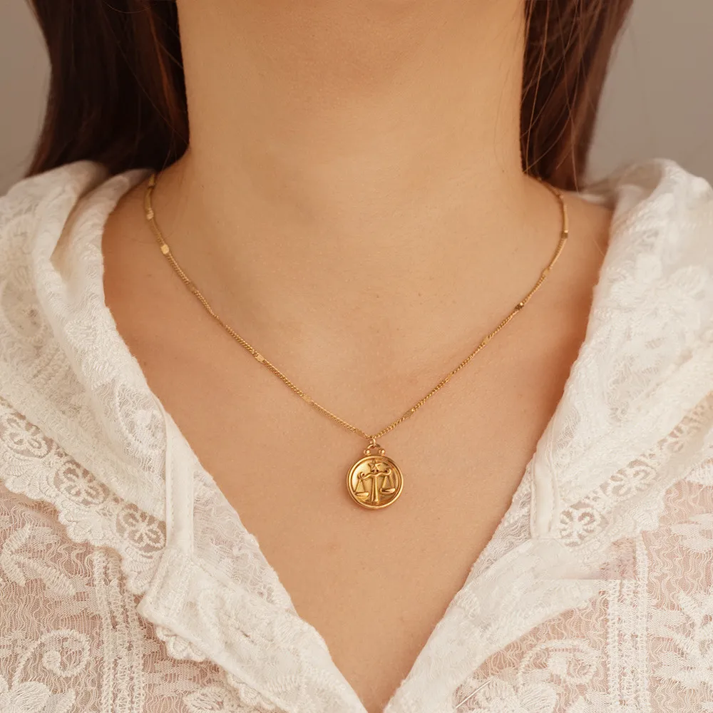 Cross-Border Two-Tone Daisy Inlaid Diamond Necklace main image