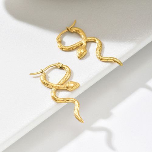 European and American fashion gold snake pattern stainless steel earrings, unique design, personalized long earrings