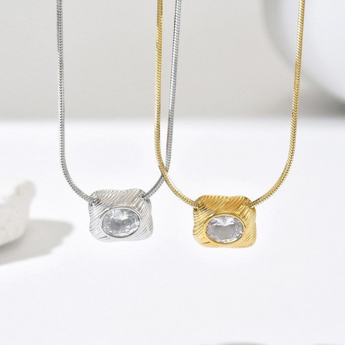 Cross-border French-style high-end niche geometric zircon-inlaid collarbone chain stainless steel necklace for women, versatile and stylish accessory