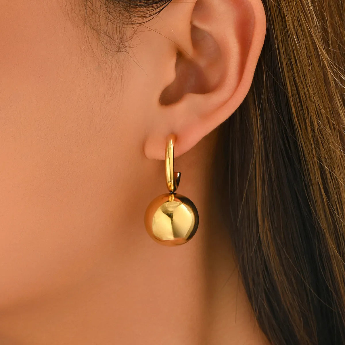 European and American fashion new style ins gold ball pendant titanium steel earrings versatile personalized stainless steel hoop earrings for women