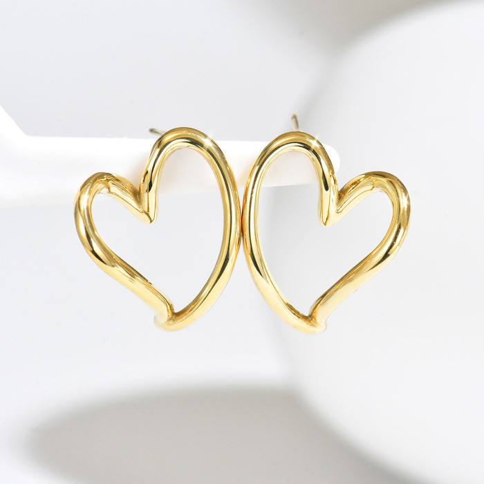 Gold-plated hollow heart earrings, unique design geometric heart studs, sophisticated and elegant earrings for a mature and stylish look