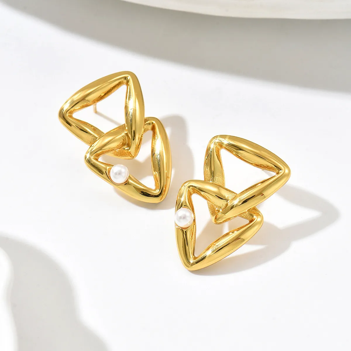 Cross-Border Two-Tone Daisy Inlaid Diamond Necklace main image