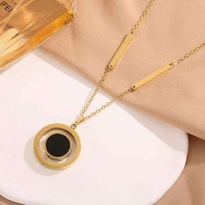 Lucky Fortune Round Pendant Titanium Steel Necklace for Women, New Year Autumn/Winter, Simple and Fashionable Rotating Clavicle Chain Jewelry Wholesale