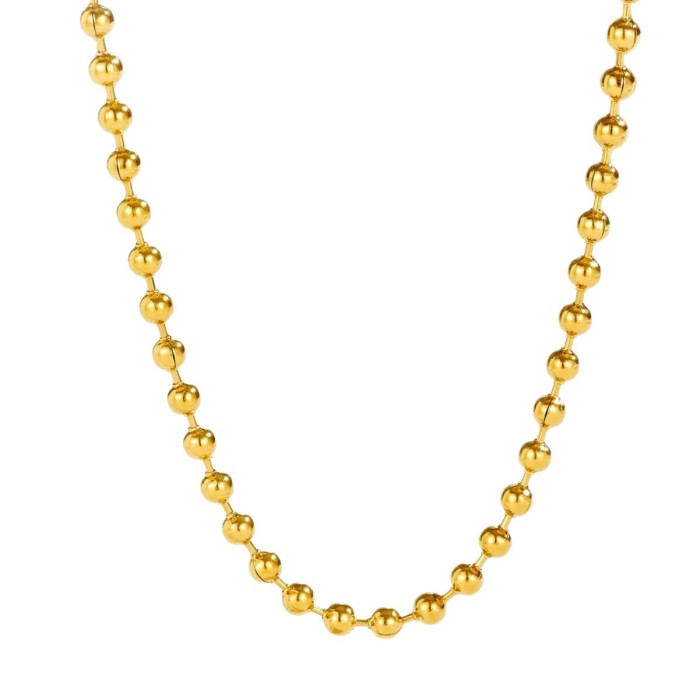 INS European and American Classic Heart Necklace for Women, Fashionable 18K Gold Stainless Steel Heart Pendant Necklace with Titanium Steel Bead Chain
