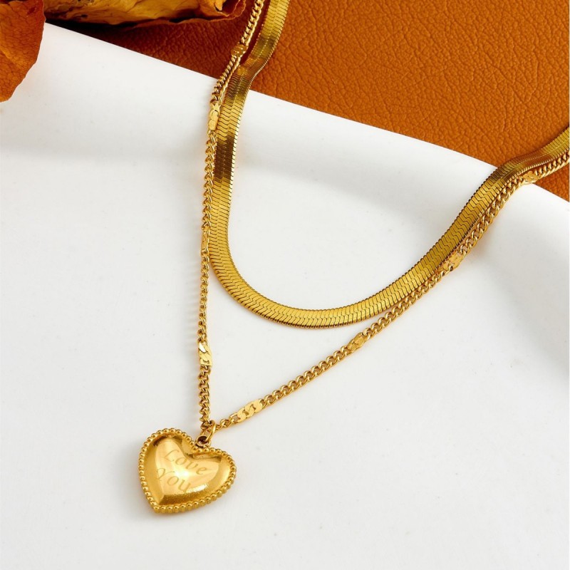 Versatile and unique real gold-plated stainless steel letter and heart pendant double-layer necklace clavicle chain, a birthday gift for women