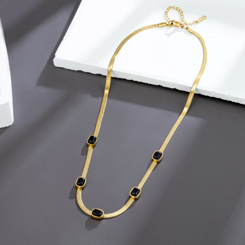 European and American cross-border retro niche fashion simple metal titanium steel snake bone chain black diamond high-end versatile accessory necklace