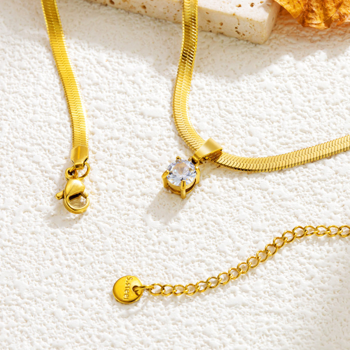 Yuyu Jewelry Square and Round Zircon Necklace for Women, Simple Blade Chain, Snake Bone Chain, High-end Elegant Clavicle Chain, ins style