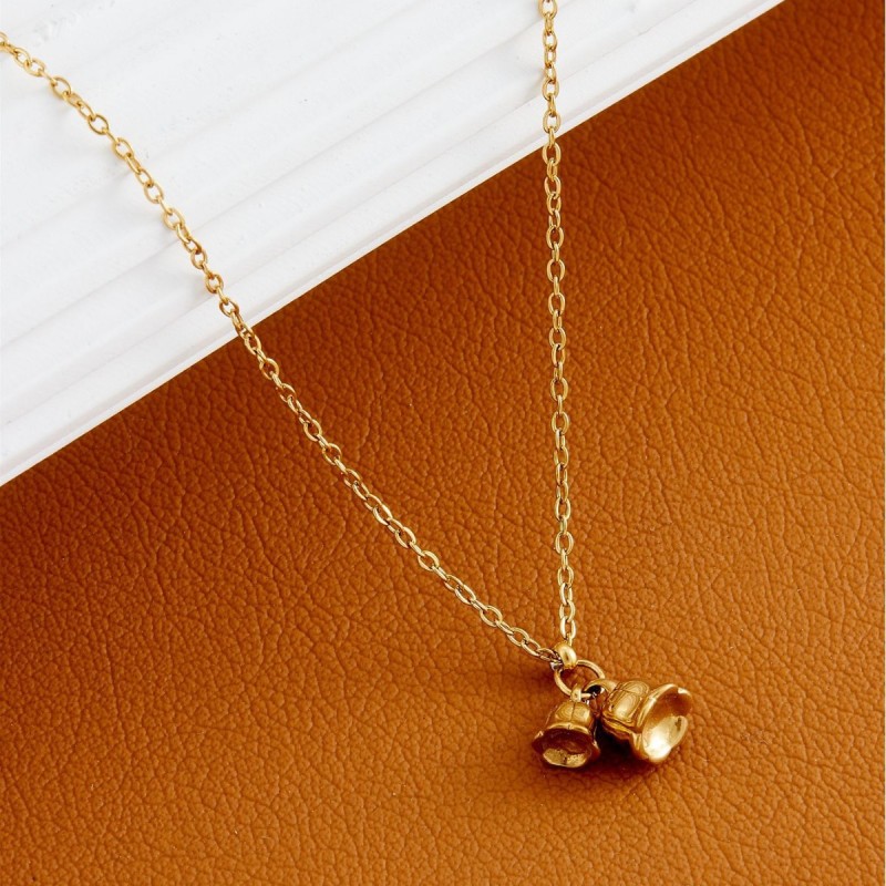 Delicate and fresh lily of the valley pendant necklace, titanium steel, simple and niche versatile collarbone chain