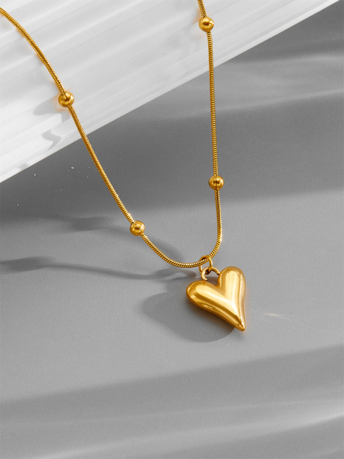 Vintage Minimalist Heart Necklace for Women, French Romantic Heart-Shaped Titanium Steel Gold Pendant, Light Luxury S...
