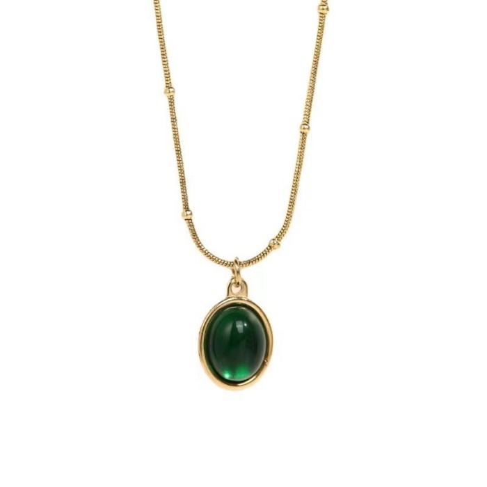 European and American retro ins-style cat's eye stone pendant necklace, niche design, light luxury titanium steel plated with 18K gold clavicle chain