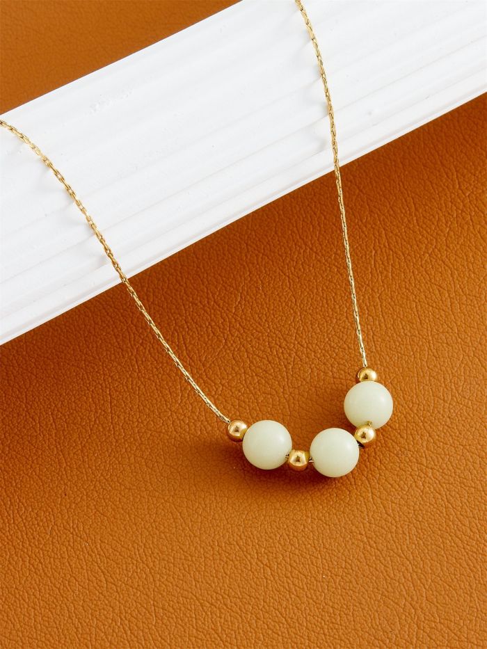 Vintage Elegant Hetian Jade Niche Design Titanium Steel Necklace for Women, Fashionable and Minimalist Choker Jewelry