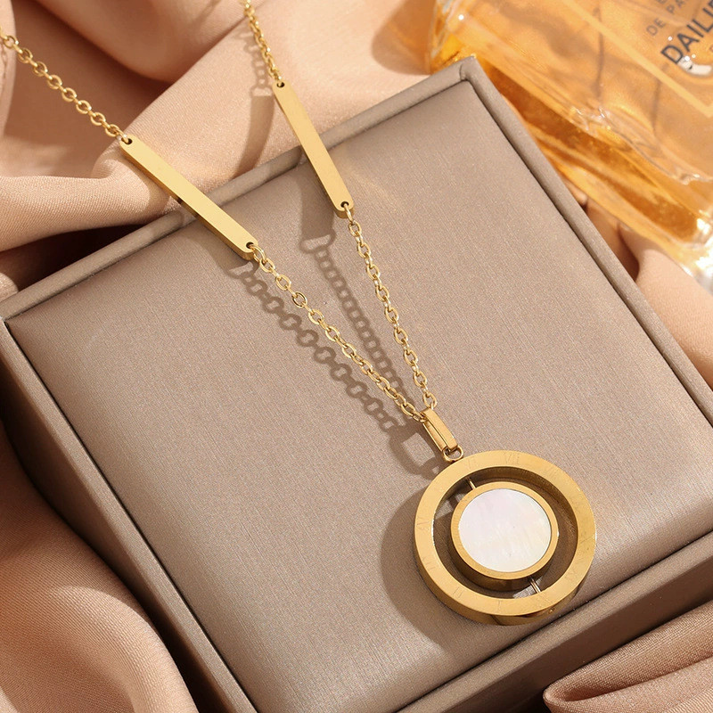 Lucky Fortune Round Pendant Titanium Steel Necklace for Women, New Year Autumn/Winter, Simple and Fashionable Rotating Clavicle Chain Jewelry Wholesale