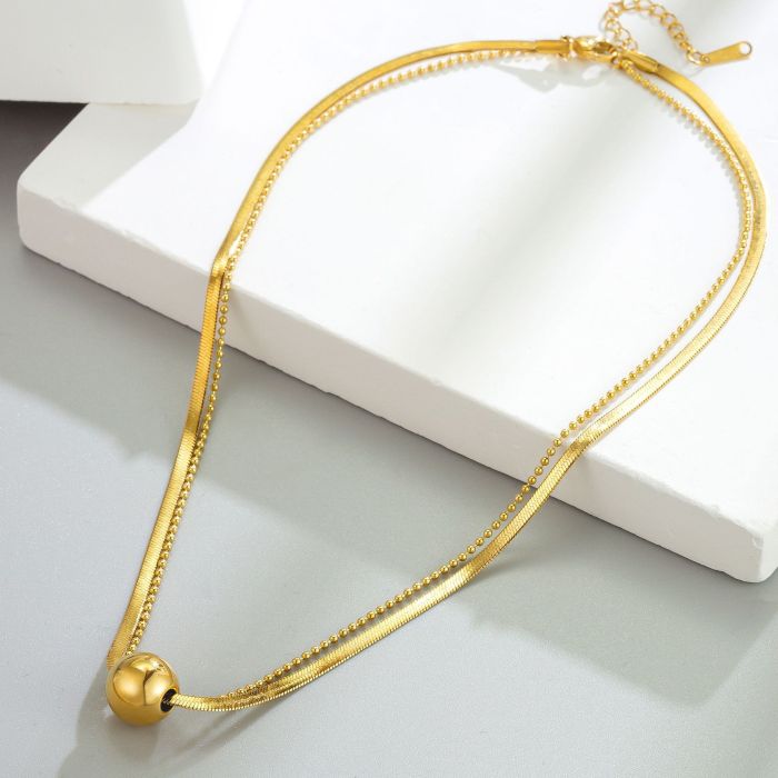 European and American ins trendy fashion personalized multi-layer necklace for women, stylish and versatile geometric titanium steel plated 18k gold collarbone chain