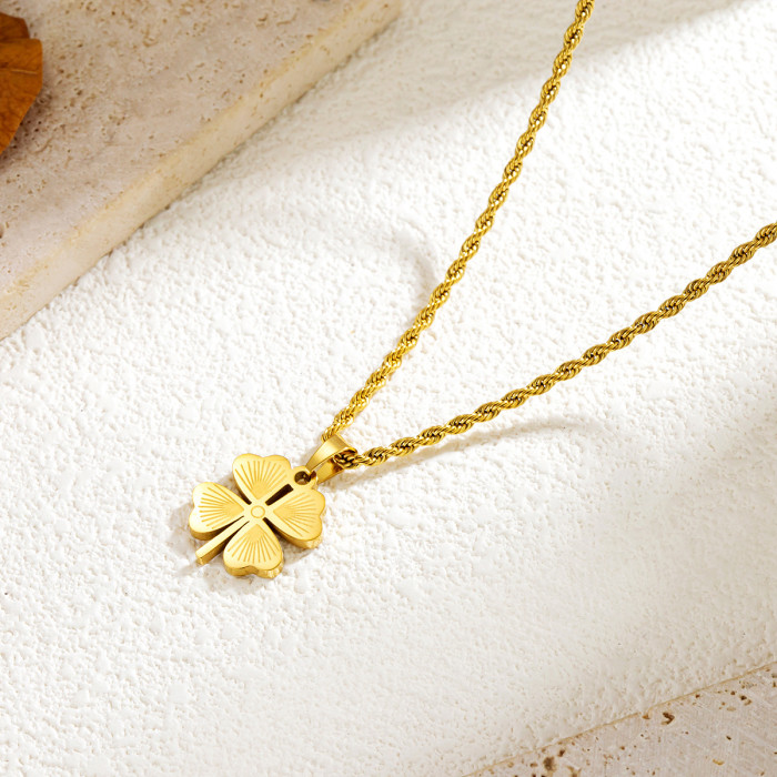 2023 New Fashion Lucky Heart Four-Leaf Clover Necklace for Women, Clavicle Chain, Internet Celebrity Style, High-End Titanium Steel, Non-Fading