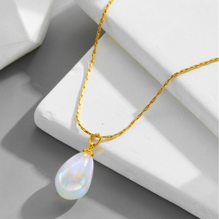 New Water Drop Pearl Pendant Necklace, Simple and Elegant, Versatile 18k Titanium Steel Jewelry Wholesale