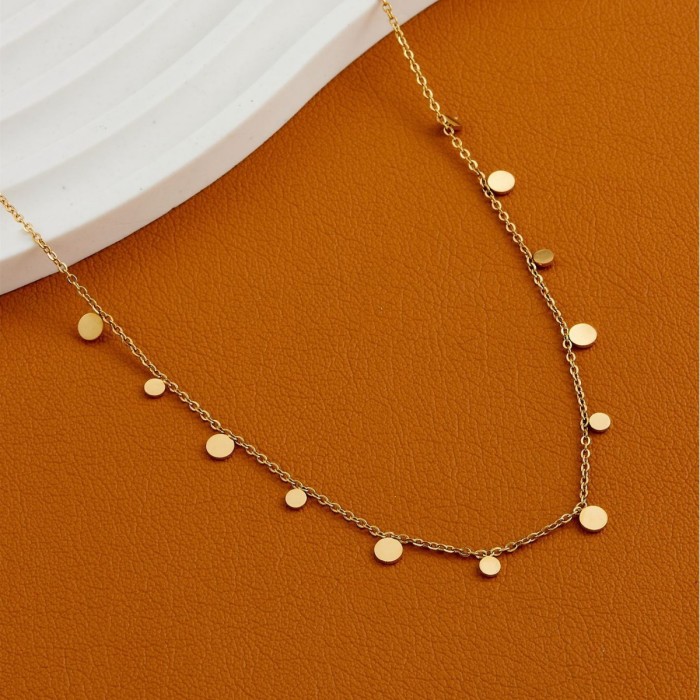 Chinese-style Natural Garnet Handmade Beaded Necklace with Vintage Niche Design and Three-dimensional Rainbow Arch Pe...