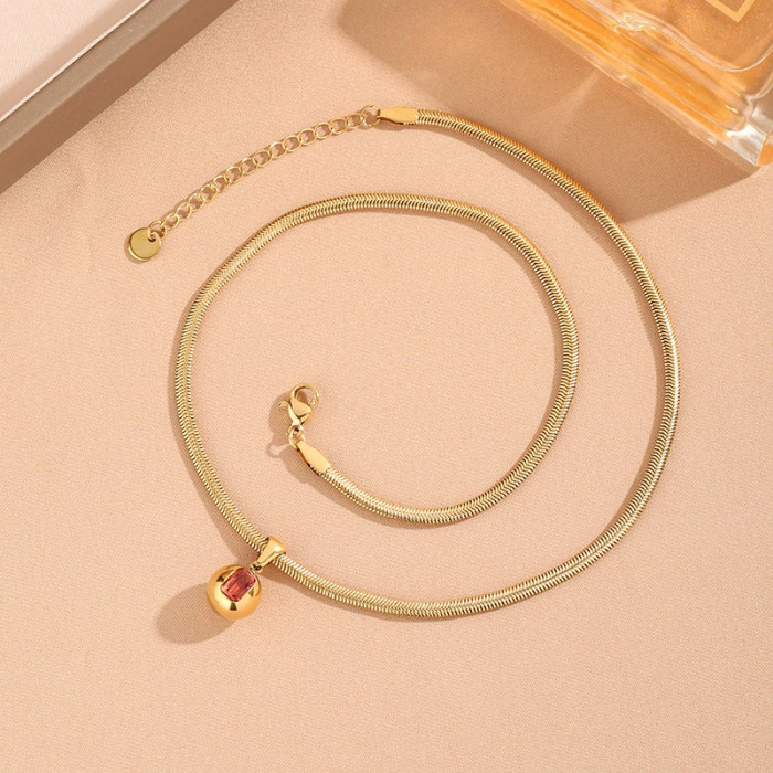 European and American fashion retro spherical pendant necklace, titanium steel color-retaining women's chain, popular online neck chain
