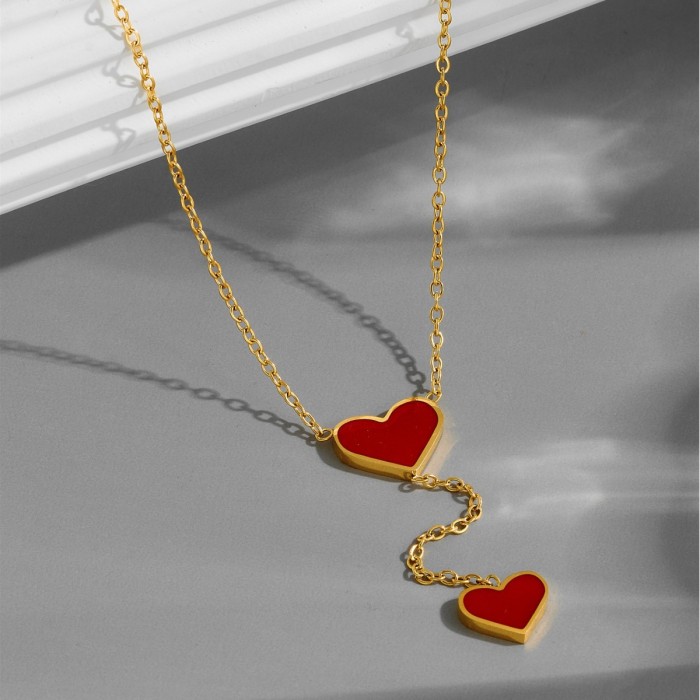 Double Heart Red Peach-Shaped New Non-Fading Titanium Steel Necklace for Women, Fashionable and Luxurious Design Collarbone Chain Jewelry