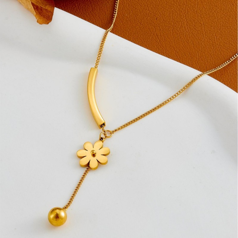 New daisy tassel necklace with a unique, cool and sophisticated vibe, niche style for women, popular on Instagram, clavicle chain from manufacturer