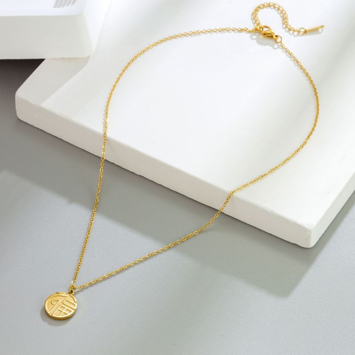 L99 New Year of the Dragon Zodiac Series  Fu  Character Dragon Pendant Light Luxury 18K Gold Necklace for Women