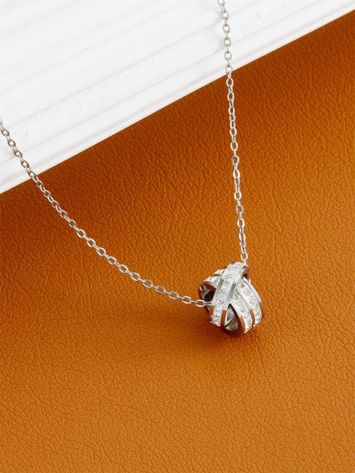 2024 Korean-style minimalist collarbone chain versatile pendant fashion double-ring necklace