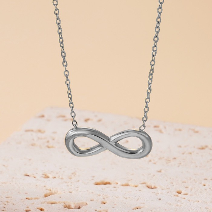 Popular INS minimalist and versatile infinity 8-shaped necklace for women, titanium steel collarbone chain, eternal love necklace