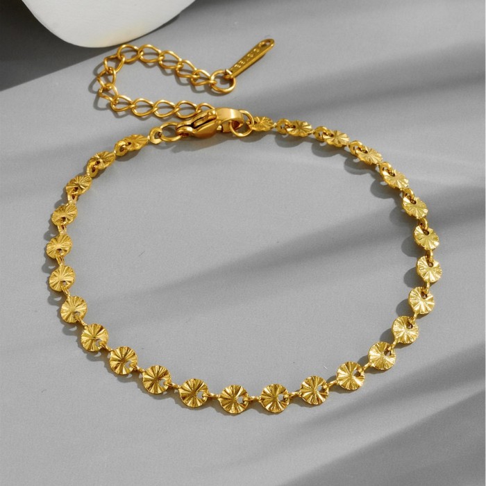 New cross-border fashion titanium steel necklace, clavicle chain, high-end engraved pendant bracelet