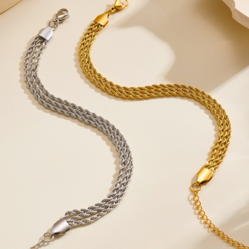Cross-border European and American personalized high-end twisted rope chain vacuum electroplated gold stainless steel twisted chain bracelet jewelry wholesale