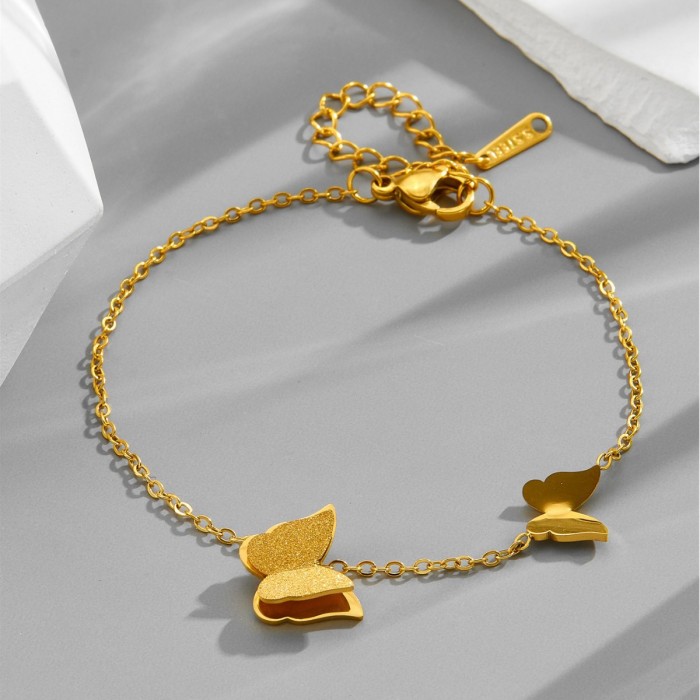 New titanium steel INS-style butterfly necklace, bracelet, and earrings with an elegant and high-end feel, plated with 18K real gold that does not fade