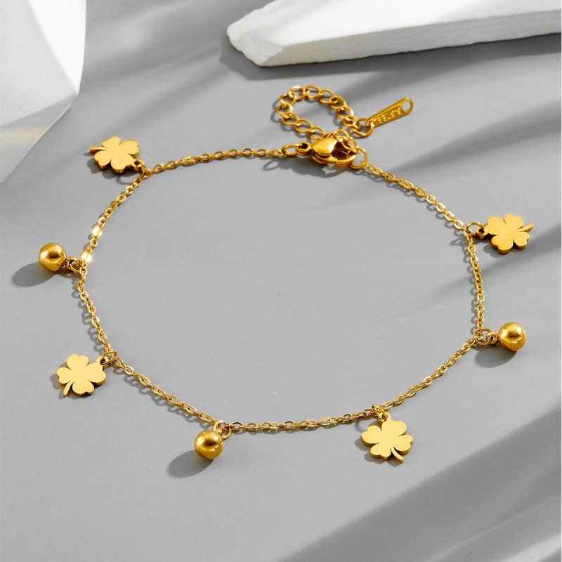 【Full Titanium Steel】Titanium Steel Gold Four-Leaf Clover Bracelet for Women, European and American Style Fashionable Light Luxury Bracelet with Color Retention Electroplating