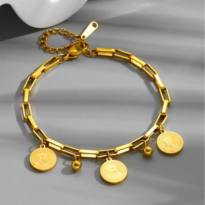 Popular in Europe and America, personalized hip-hop stainless steel bracelet, titanium steel women's street hip-hop high-end portrait tag bracelet